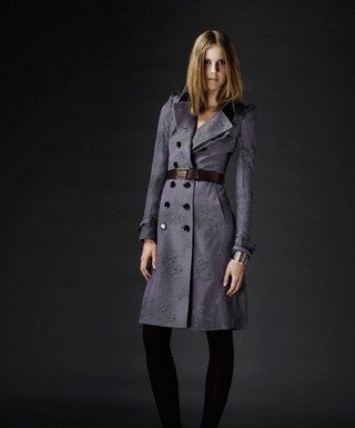 BURBERRY – paltoane pentru toamna 2010