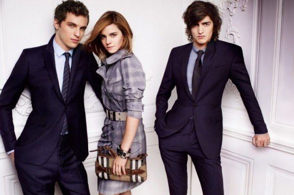 Iata ce propune Burberry pentru toamna 2010