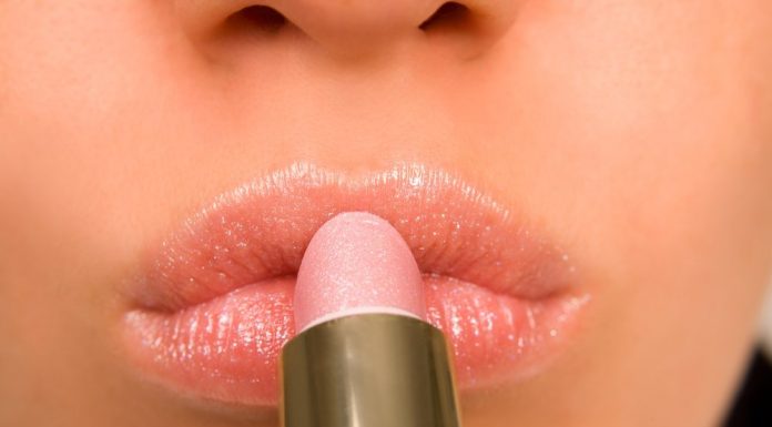 Cum sa fac ca buzele mele sa para mai voluminoase?