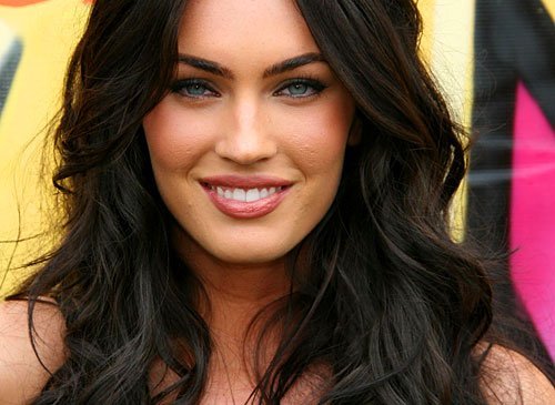 VIDEO Stil de vedeta – Machiaj stil Megan Fox