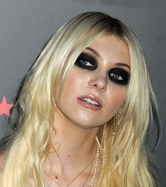 Cele mai dezastruoase machiaje ale vedetelor