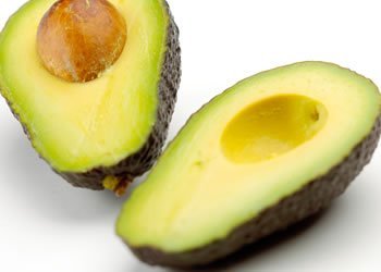 Avocado – stimuleaza cresterea firului de par