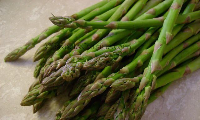 Salata de dieta cu sparanghel si pepene – Salata de primavara