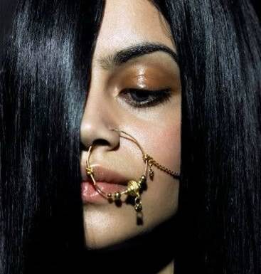 Piercing in nas: pozitii si modele inedite