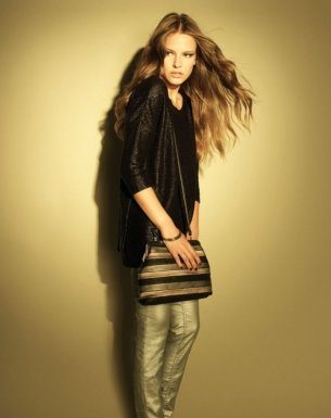 Tinute de toamna – Colectia Stradivarius Septembrie 2011