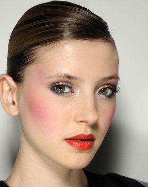 Coafuri elegante de toamna – modele 2011