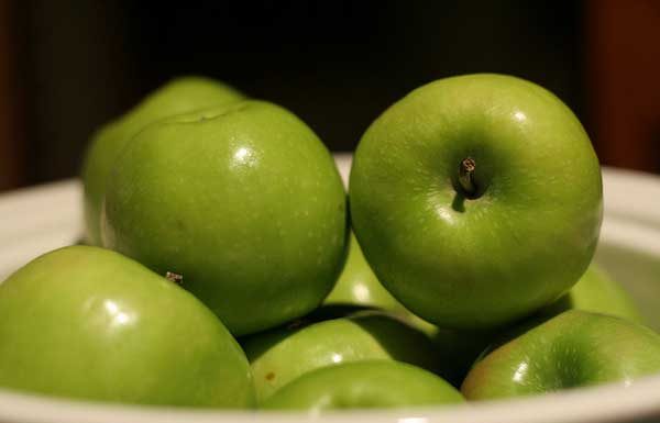 Măsti naturale pe bază de mere verzi pentru o piele perfectă