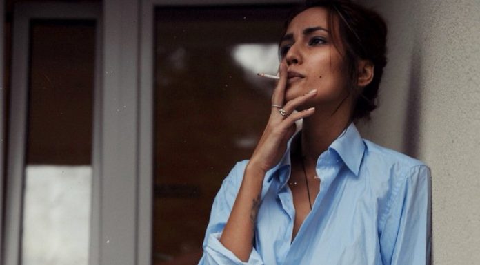 Cum poți purta hainele prietenului tău