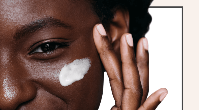 Folosește o cremă hidratantă de noapte pentru un ten frumos