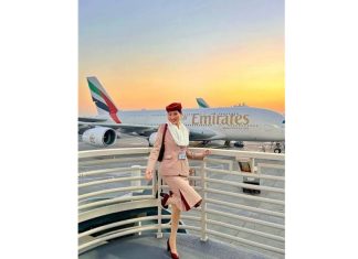 Cum devii stewardesa la Emirates fara experienta in aviatie