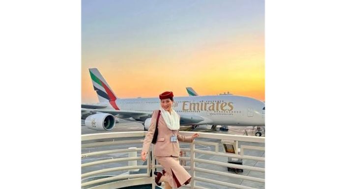 Cum devii stewardesa la Emirates fara experienta in aviatie